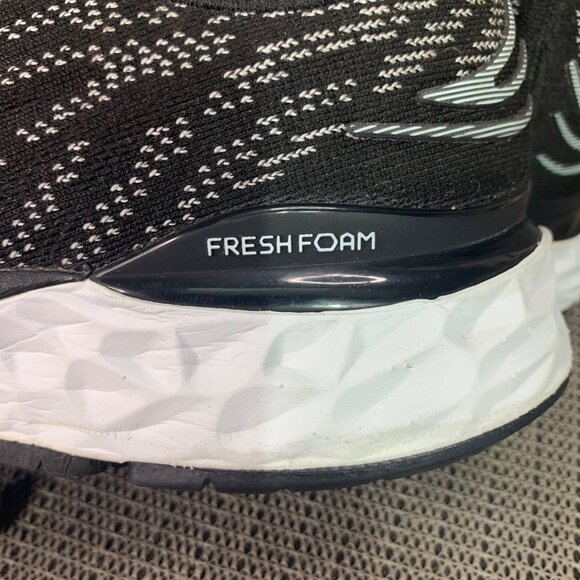 New Balance Fresh Foam 880 Running Shoes Black & White Mens Size 9 - Picture 6 of 8